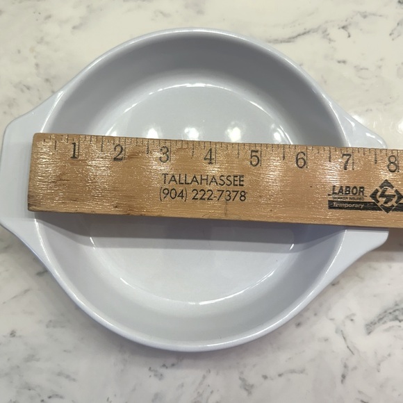 Emile Henry Round French Casserole Pie Stoneware White France Ovenware Buffet - Picture 6 of 12